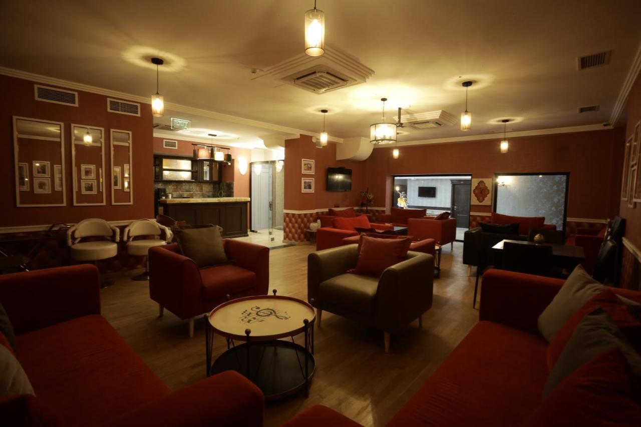 Redline Hotel ティビリシ エクステリア 写真