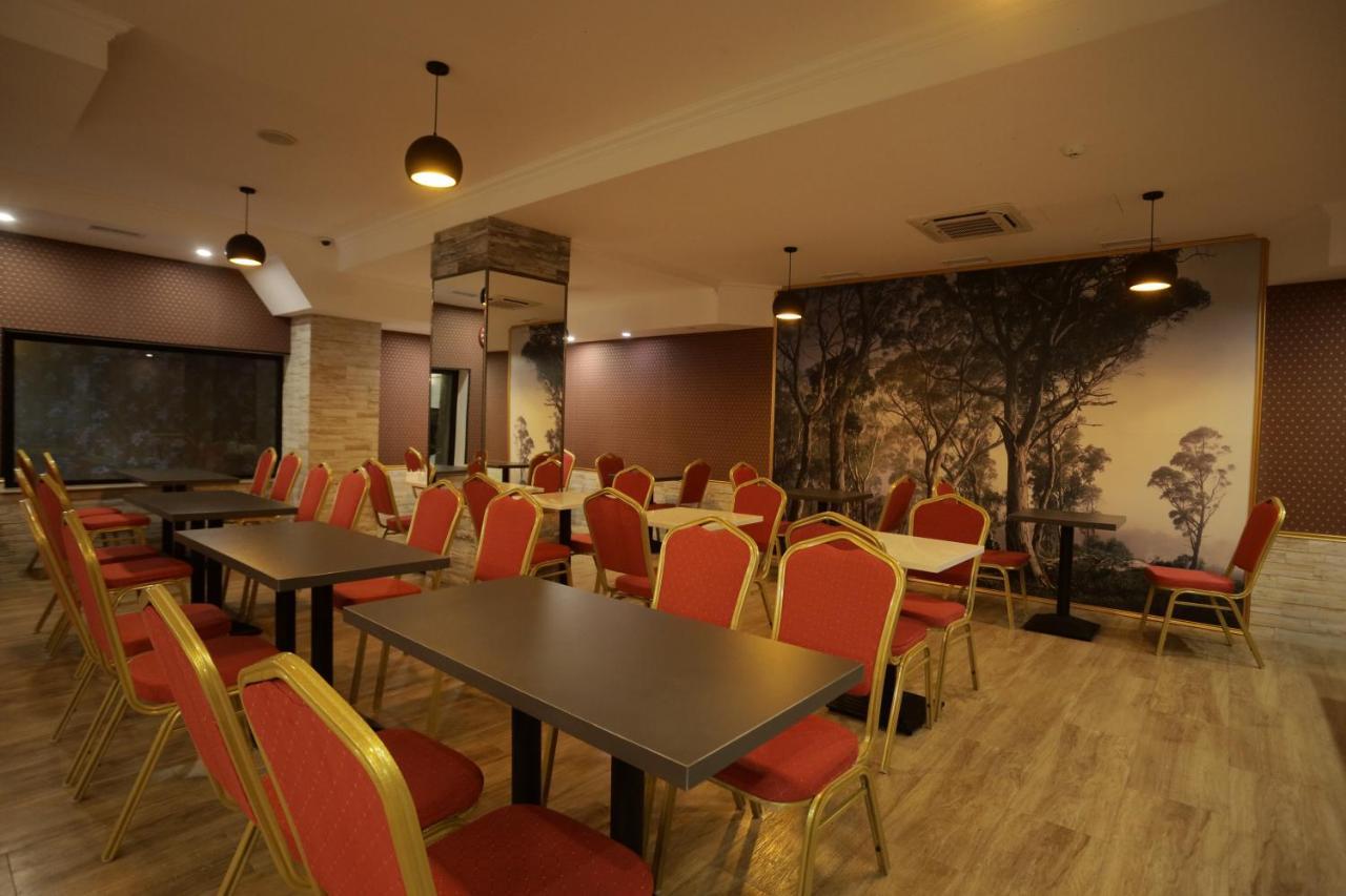 Redline Hotel ティビリシ エクステリア 写真
