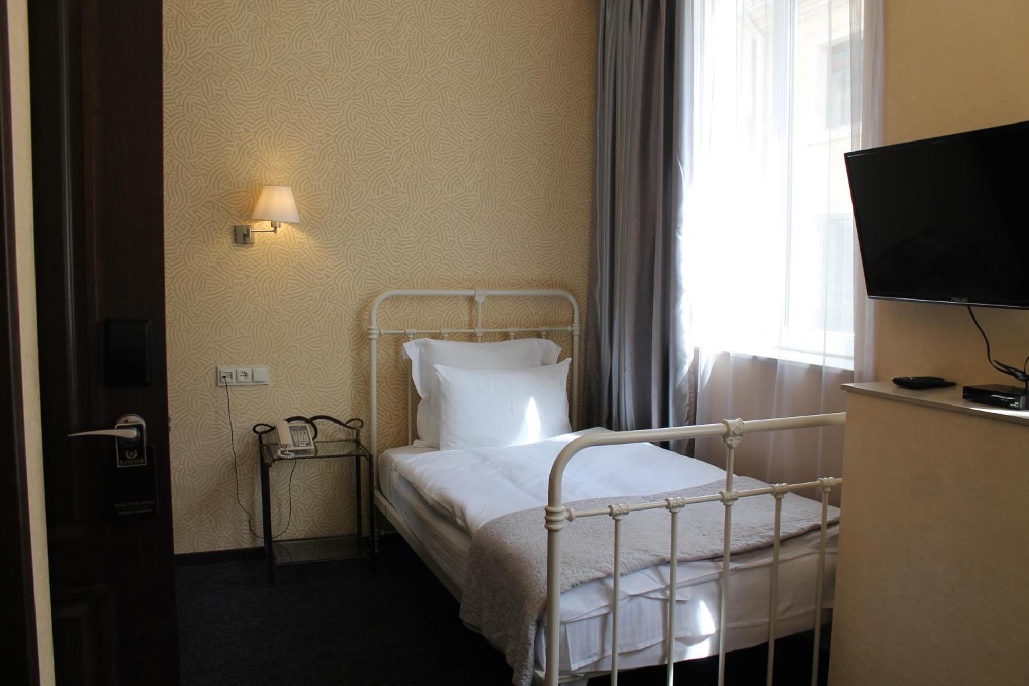 Redline Hotel ティビリシ エクステリア 写真